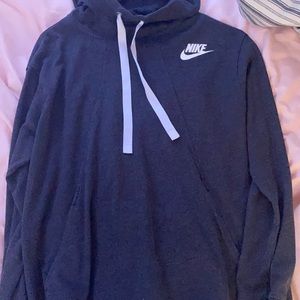 Nike Pullover ( has pockets )